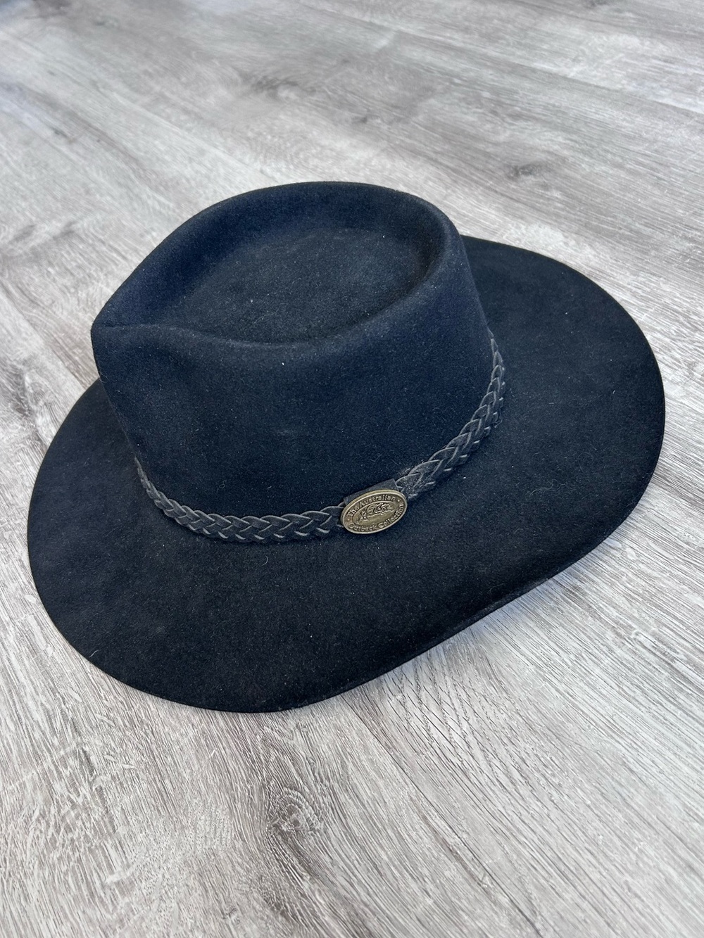 Australian Outback collection Jackaroo felt Hat with leather Braided Band